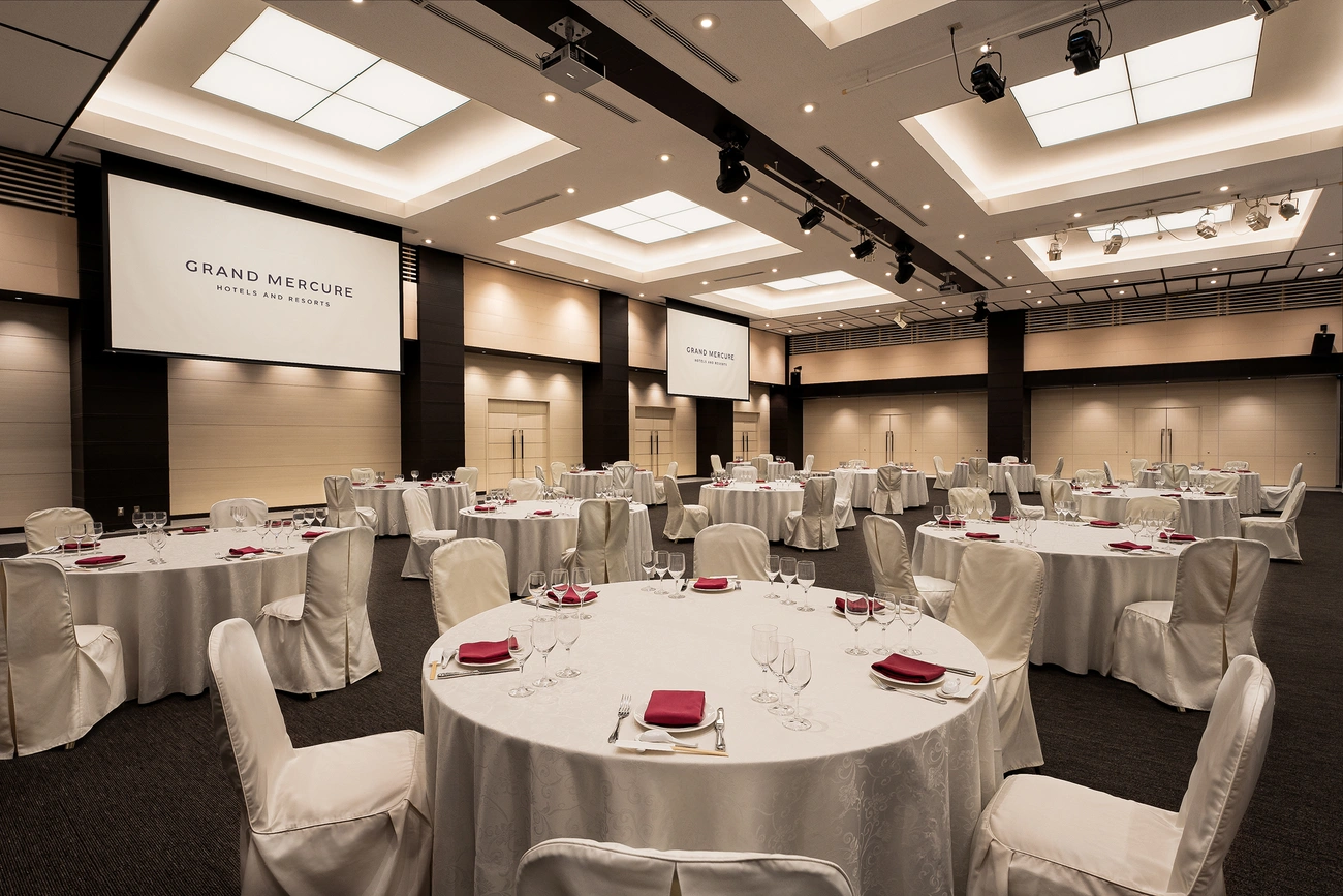 Banquet and Conference Hall Main Visual| Grand Mercure Okinawa Cape Zanpa Resort [Official]