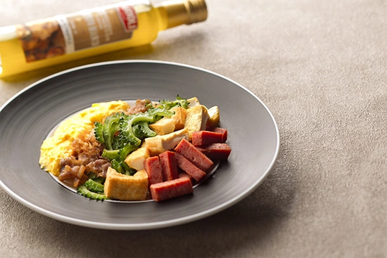 ゴーヤチャンプルー（トリュフ風味）